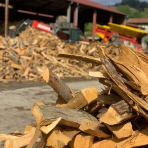 3 Stères de Bûches 33 cm en Vrac (2,10m3) chêne/hêtre/charme stocké sous entrepôts au sec